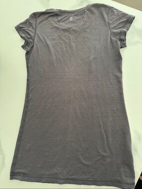 lululemon athletica Gray Short Sleeve Tee shirt